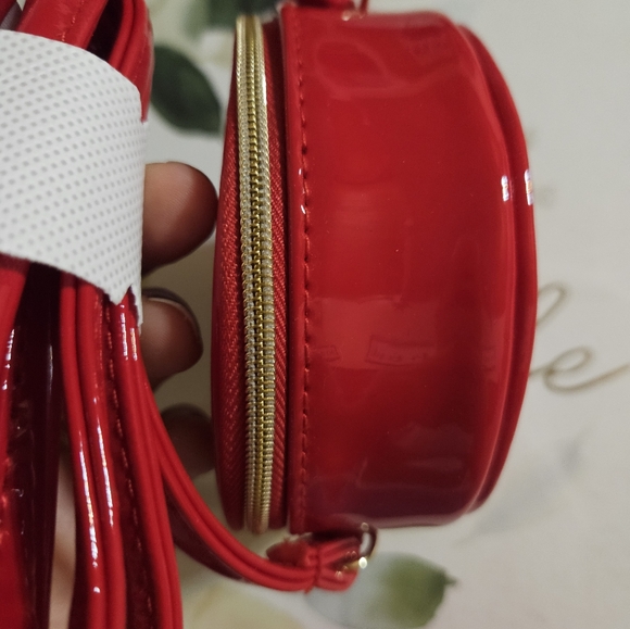 Nwot MARC JACOBS red mini canteen crossbody bag 4" - Picture 7 of 10